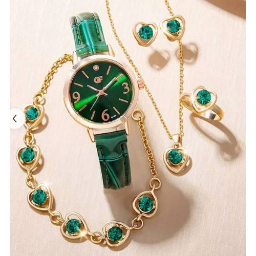 Superbe Parure Avec Montre, Bague, Pendentif Et Bracelet !