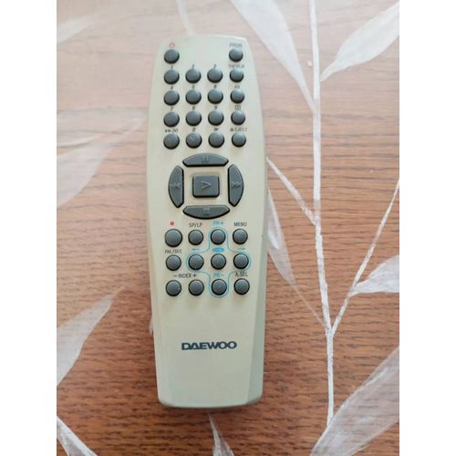 Télécommande pour MAGNÉTOSCOPE DAEWOO ST-441S ST-847S et autres LECTEURS ENREGISTREURS de CASSETTE K7 VIDEO VHS TV télévision