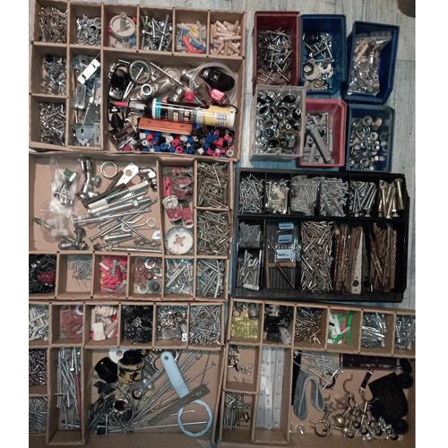 lot palette, Outil divers Quincaillerie vis, ecrou boulon rondelle visserie