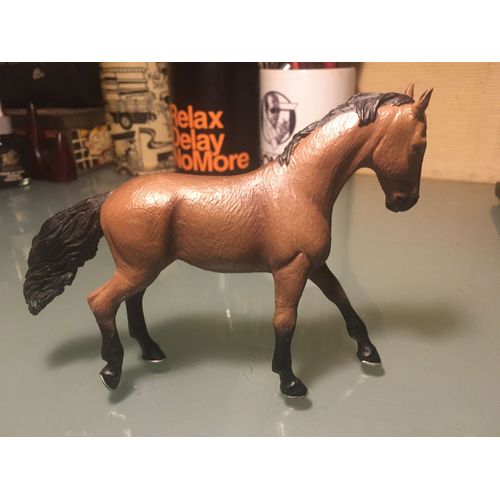 Figurine Papo : Cheval Brun.