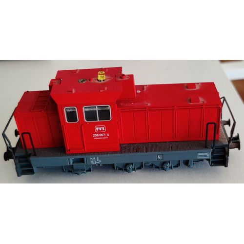 Locomotive Märklin 36700 Modèle Henschel Dhg 700-Marklin