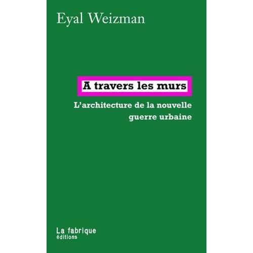 À Travers Les Murs