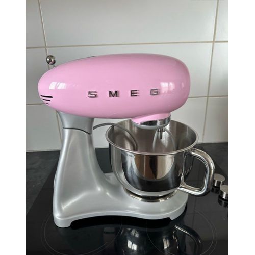 Pétrin SMEG rose
