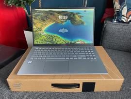 ASUS Vivobook X512UA-EJ333T - 15.6" Intel Core i3-7020U - 2.3 Ghz - Ram 6 Go - SSD 128 Go + HDD 1 To