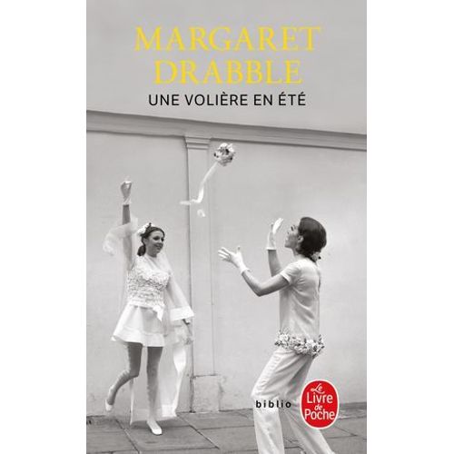 Une Volière En Été