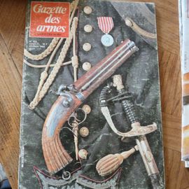 Revue Gazette Armes N°102 1982 Pistolet Officier Mousqueton Euroarms Bundeswehr