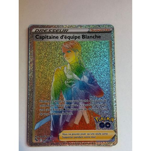 Carte Pokémon Ultra Rare ( Capitaine D’Équipe Blanche)