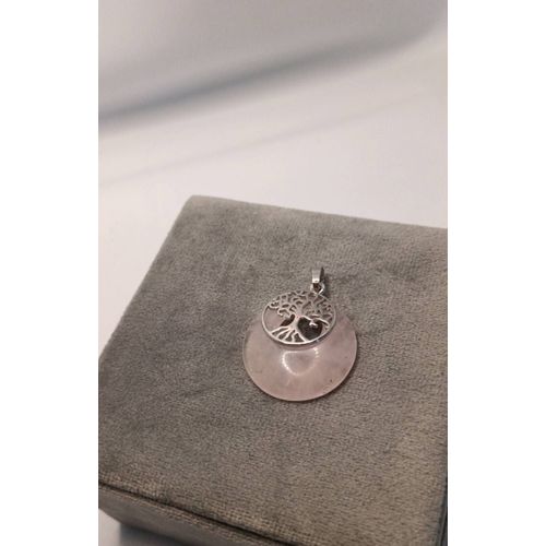 Pendentif Quartz Rose Très Peu Mis