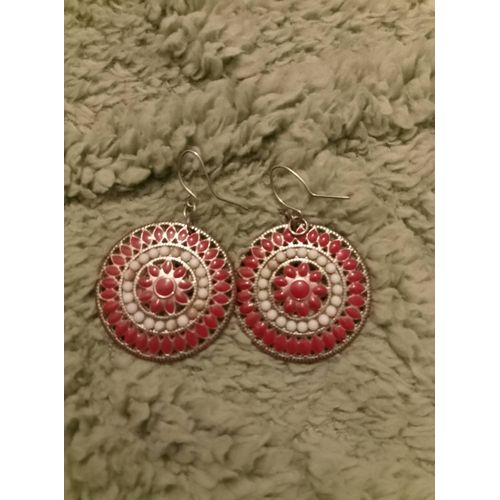 Boucles D'Oreilles Émaillées Rouge Blanc Sur Métal Argenté Vintage Années 70.