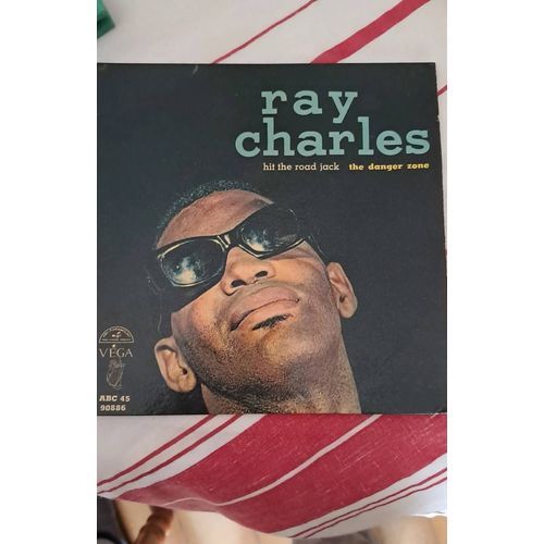 Ray Charles. Hitthe Road Jack