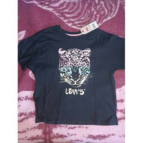 T-Shirt Levi&#39s Enfant Fille Brève Description Le Produit Dimensions : Largeur Épaule 47cm Largeur Taille 51cm Longueur 55 Cm Irrésistible Levi&#39s Kids T-Shirt Jaune / Jade / Rose / Noir Du Fabricant
