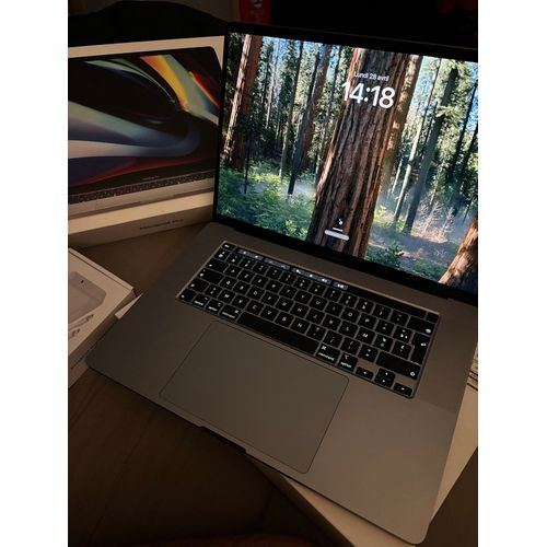 Apple MacBook Pro 2019 - 16" Intel Core i9 - 2.4 Ghz - Ram 64 Go - DD 2 To