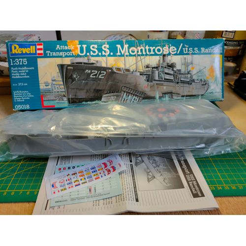 Maquette Bateau Revell 1/375 : Uss Montrose/ Uss Randall-Revell