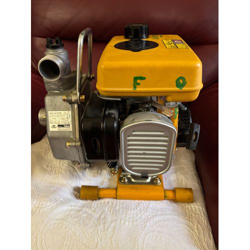 Motopompe Robin EY 08 avec accessoires moteur essence 4 temps puissance 2.0 Cv à 4200TPM