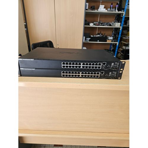 Dell PowerConnect 5524 24 ports gigabit managés et 2 ports 10 Gbits SFP+
