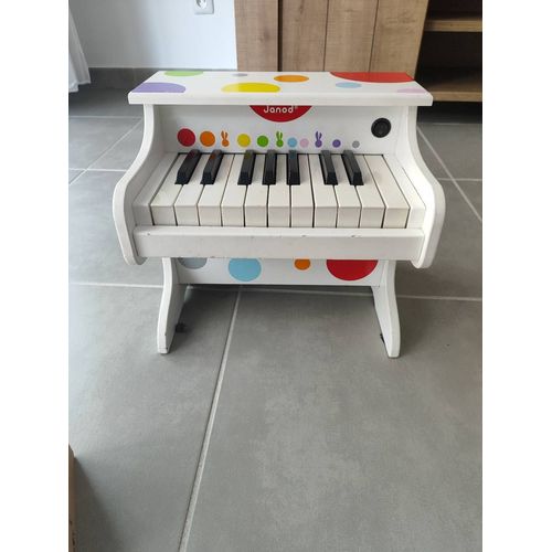 Piano Janod