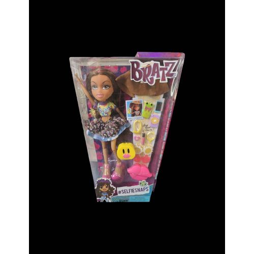 Poupée Bratz Yasmin Selfiesnaps En Boîte 2015