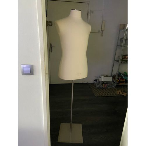 Mannequin buste homme pour couture