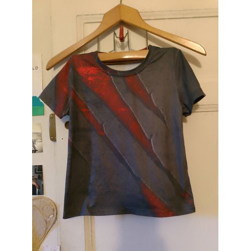 Tee-Shirt Gris/Rouge 5 Ans.