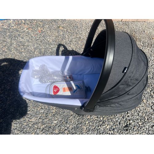 Poussette Chicco Trio Best Friend Pro Comfort I-Size + Base Isofix