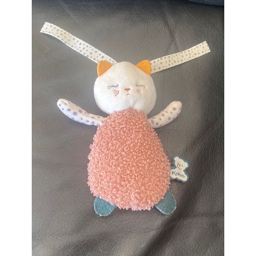 doudou peluche petit chat blanc vieux rose à accrocher KALOO 14cm