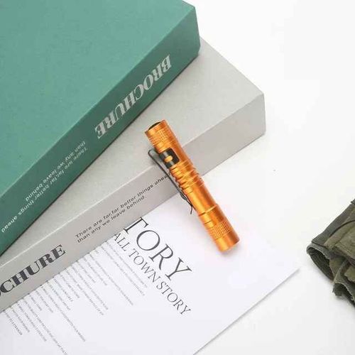 Mini lampe de poche Portable à stylo LED,avec pince à stylo,torche Ultra de poche,utilisation de batterie AAA pour Camping en plein air,lampe de secours - Type orange