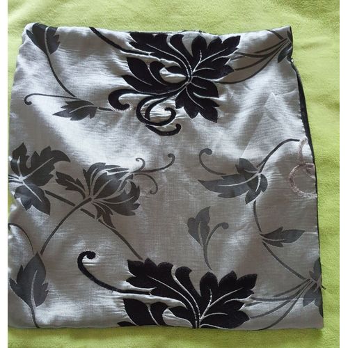 Housse De Coussin Gris Et Noir