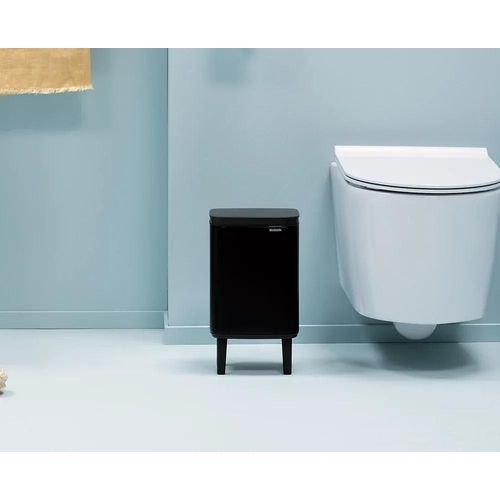 Poubelle de salle de bains 4 L compacte en acier, noir mat, Brabantia Bo Waste Bin