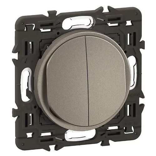 Interrupteur va-et-vient + poussoir Legrand Céliane titanium