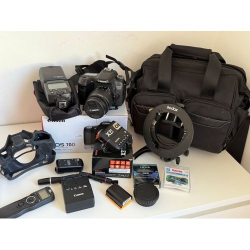 Canon eos 70d 20.2 mpix + Objectif efs 18-55mm + flash Godot tt600