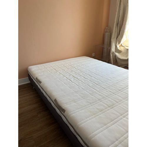Lit Double Ikea Evanger Et Matelas Ikea Malvik