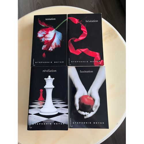 Lot De 4 Romans Stephenie Meyer (Fascination/Tentation/Hésitation/Révélation) -