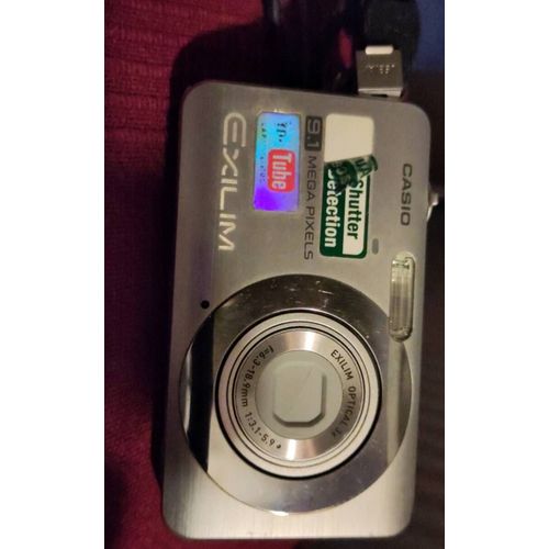 Appareil photo Compact Casio EXILIM ZOOM EX-Z85 Noir Appareil photo numérique - compact - 9.1 MP - 3x zoom optique - noir
