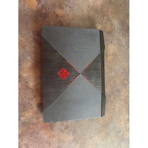 HP Omen 15-ce037nf - 15" Intel Core i7-7700HQ - 2.8 GHz - Ram 16 Go - DD 1.120 To