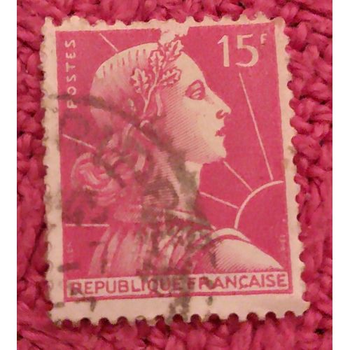 Timbre Oblitéré République Française 15f Marianne Rouge.