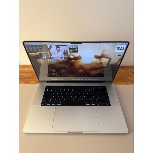 Apple MacBook Pro 16" M4  - Ram 24 Go - DD 512 Go