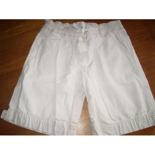 Short Tex Kid Beige Taille 8 Ans Très Belle Coupe