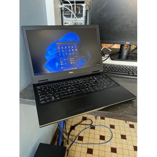 DELL Precision 7530 - 15.6" Intel Core i7-8750H - 2.2 Ghz - Ram 32 Go - SSD 1 To - AZERTY