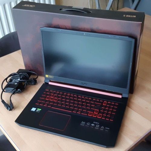 Acer Nitro 5 AN515-57-7518 - 15" Intel Core i7 - 2.3 GHz - Ram 16 Go - SSD 512 Go - AZERTY