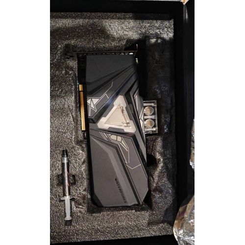 Gigabyte RT 2080 Super Gaming Oc Waterforce