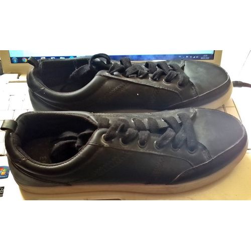 Baskets In Extenso Taille 43 ..
