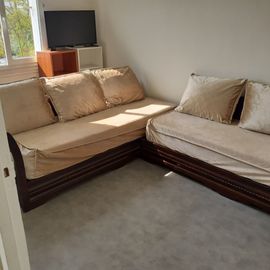 Vends 2 Banquettes Sidari En Velours Beige En Très Bon État