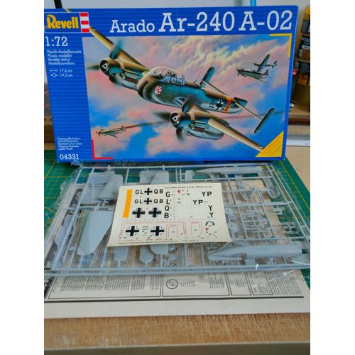Maquette Avion Revell 1/72 : Arado Ar-240a -02-Revell