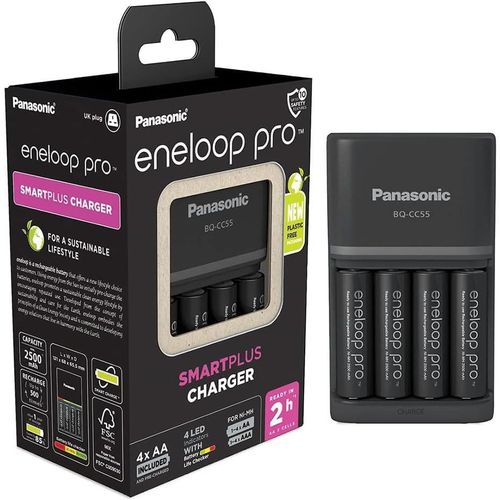 Panasonic Eneloop Pro Chargeur Smart Plus K-KJ55HCD40U avec 4 AA 2500 mAh