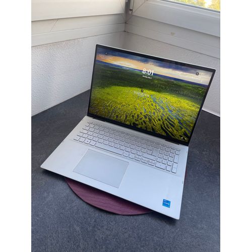 Dell Inspiron 7706 2in1 - 17.3" Intel Core i5-1135G7 - 2.4 Ghz - Ram 32 Go - SSD 500 Go