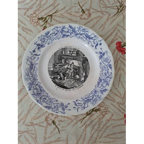 Assiette décorative Parlante. N°2. Les petits bonheurs de la vie. H. B. Choisy Le Roi.