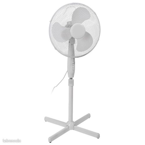 Ventilateur sur pieds