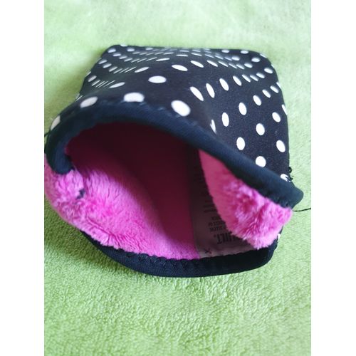 Etui matelassé noir à points blancs Built