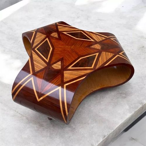 Table Basse Art Déco En Bois De Hêtre Et Palissandre, Aux Finitions Multicolores