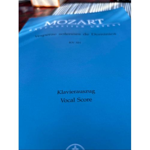 Vesperae Solennes De Dominica / Vocal Score
